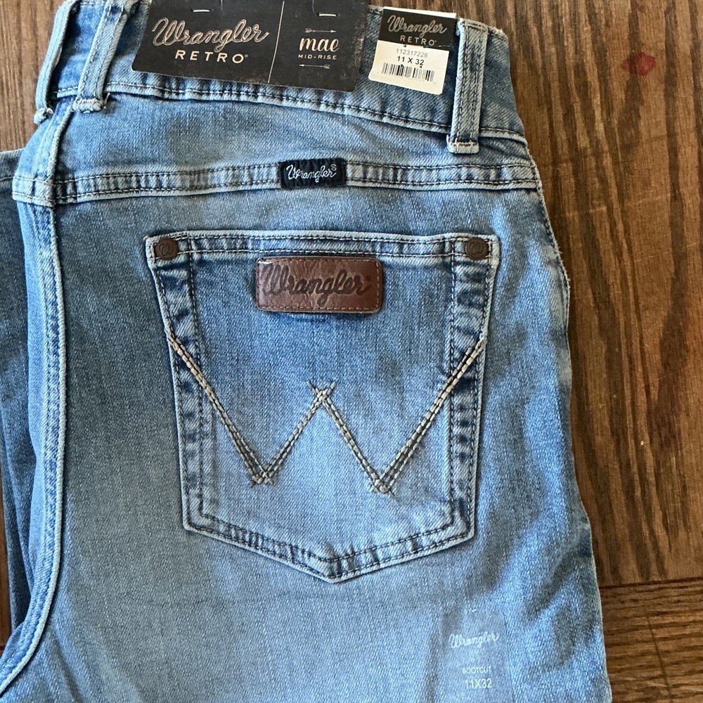 Wrangler Retro Light Blue Denim Jeans